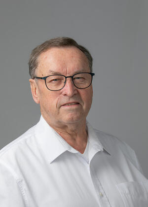 Das Gesicht von Franz Lögler. Dozent für das Fach Baurecht